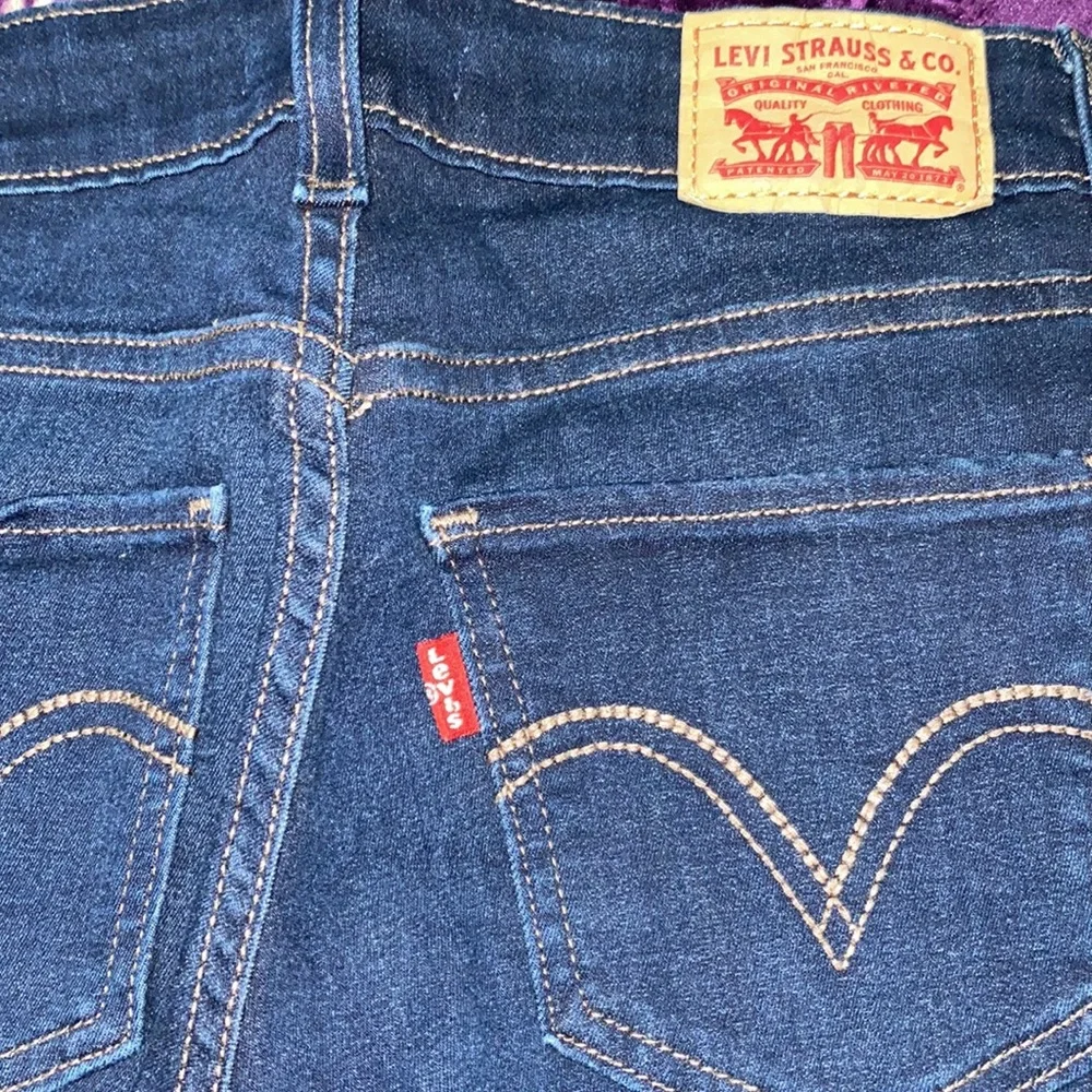 Levi’s Skinny Jeans 535 - Picture 3 of 5